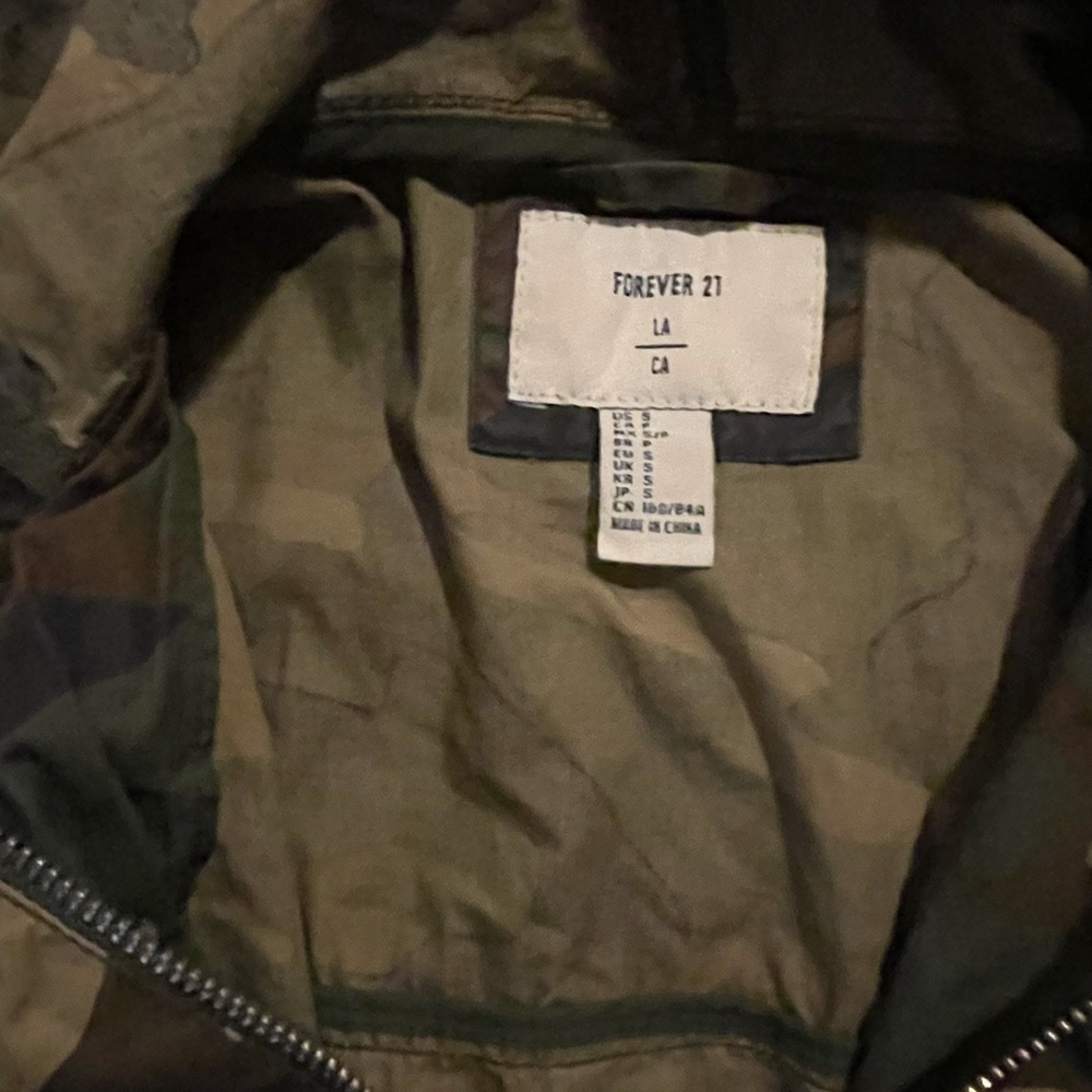 camp jacket - Picture 2 of 2